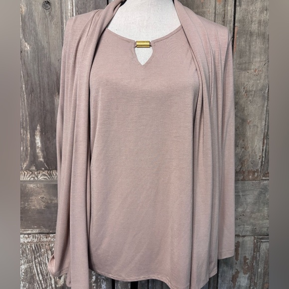 Southern Lady Women's Blouse in Soft brown - Picture 1 of 5